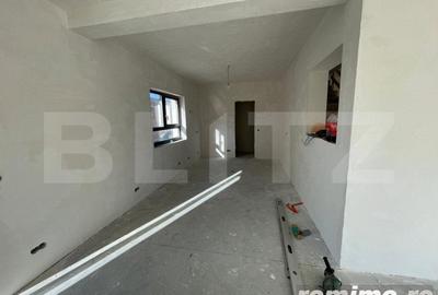 Casă cu 4 camere cu Teren 490 Mp în Central