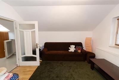 Resedinta distincta,panorama urbana, amplasare de top,Zarnesti,Brasov - 40