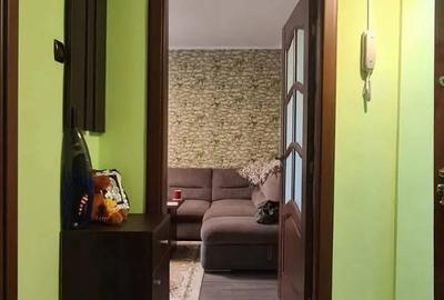 Ap. 2 camere decomandat, etaj 3 din 4, Micro 20 - 3