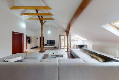 Apartament cu 4 camere semidecomandat, mobilat în Complex Studențesc - 2