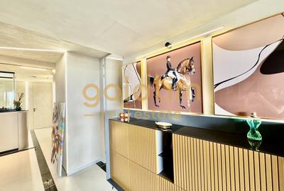 SUPERB/ PENTHOUSE MOBILAT SI UTILAT/ 3 PARCARI/ TERASA 70 mp - 62