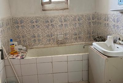 De vanzare apartament 3 camere Focsani - 9