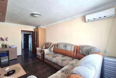 Apartament cu 3 camere semidecomandat, mobilat în Dristor - 1