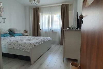 Apartament cu 3 camere semidecomandat în Vitan - 6