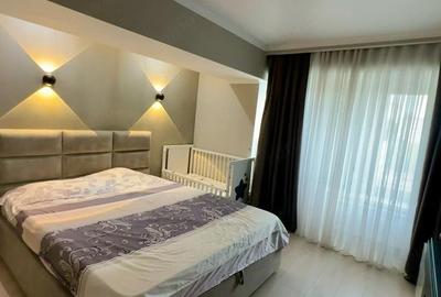 Garsonieră decomandată în Titan