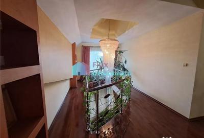 Casă cu 7 camere cu Teren 2000 Mp în Șcheia - 4