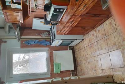 Vand apartament 2 camere, Confectii - 7