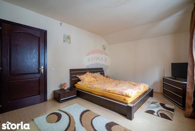 Casă cu 6 camere cu Teren 350 Mp în Central - 14