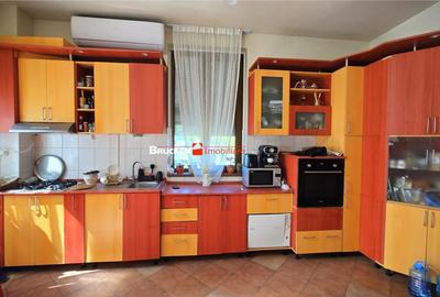Casă cu 6 camere cu Teren 1726 Mp în Ultracentral - 9