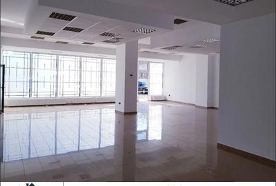 Spațiu comercial, de 295 mp, în Podgoria - 1