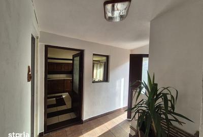 Apartament cu 3 camere decomandat în Central - 4