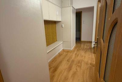 Apartament cu 3 camere decomandat în Dristor - 2