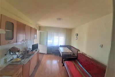 Casă cu 6 camere cu Teren 383 Mp în Central - 8