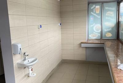 Spațiu comercial, de 28 mp, în Poenari - 1