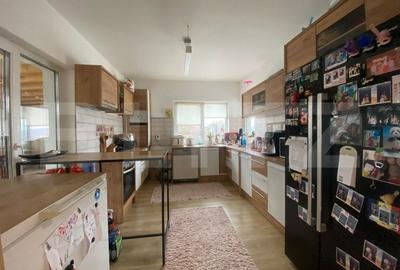 Casa cu piscina mobilata la cheie - 3