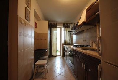 Apartament cu 3 camere decomandat, mobilat în Circumvalațiunii - 26