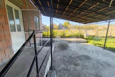 Casa construc?ie noua suprafa?a de 140 mp o terasa de 30 - 11