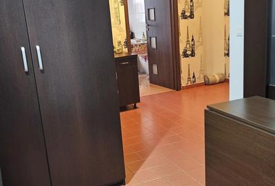 Apartament cu 2 camere decomandat în Central - 1