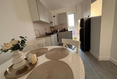 Apartament 2 camere | 38 mp | balcon | garaj | zona Teilor - 1