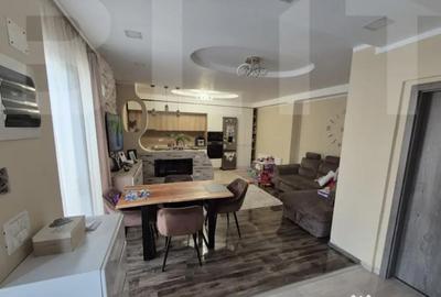 Casă cu 3 camere cu Teren 200 Mp în Central - 1