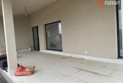 Casă cu 5 camere cu Teren 571 Mp în Giarmata - 4