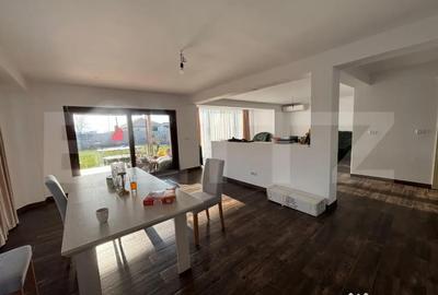 Casă cu 5 camere cu Teren 700 Mp în Dumbrăvița
