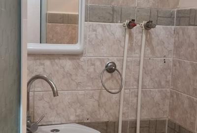 Spațiu comercial, de 64.3 mp, în Pelican