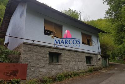 Casă cu 2 camere în Marginea