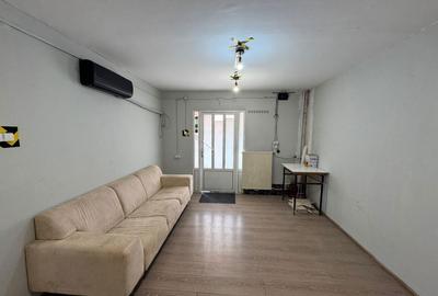 Garsonieră decomandată în Nicolina