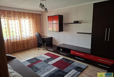 Inel 1, 2 camere, decomandat, mobilat, inchirieri Constanta - 1