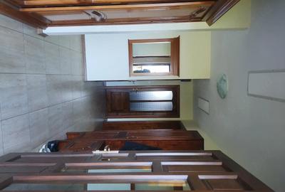 Casă cu Teren 1200 Mp în Central - 7