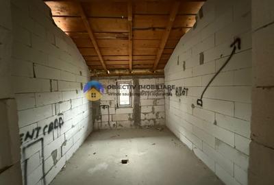 Casa + teren de vanzare – Comuna Girov - 11