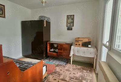 Apartament cu 3 camere semidecomandat în Central - 5