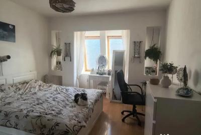Apartament cu 3 camere decomandat în Noua - 6