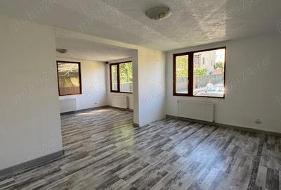 Casă cu 6 camere cu Teren 1500 Mp în Zorilor - 5