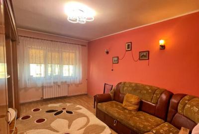 Apartament 3 camere, 65 mp, zona Penny - 1