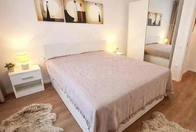 Apartament cu 2 camere decomandat în Tractorul