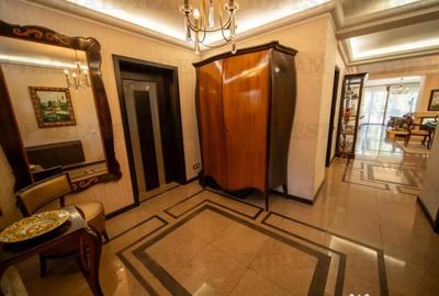 Casă cu 9 camere cu Canalizare în Crevedia - 17