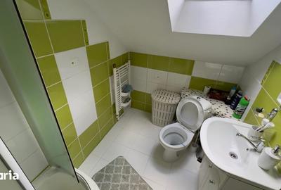 Casă cu 6 camere cu Teren 439 Mp în Petros - 15
