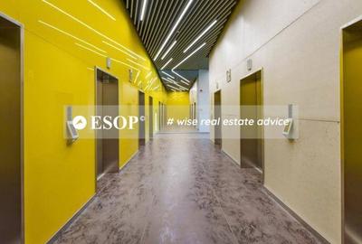 Spațiu comercial, de 750 mp, în Central - 4