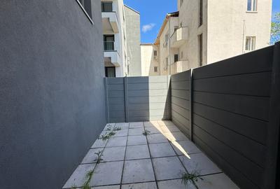 Apartament cu 4 camere în Ștefan cel Mare - 15