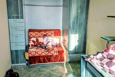 Apartament cu 3 camere semidecomandat în Central - 3