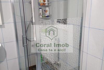 Casă cu 3 camere cu Teren 1000 Mp în 1 Decembrie