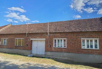 Casă cu Teren 842 Mp în Naidăș - 11