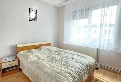 Apartament cu 3 camere decomandat în Tudor Vladimirescu - 2