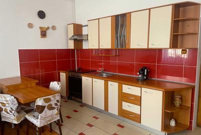 Casă cu 4 camere în Central - 4