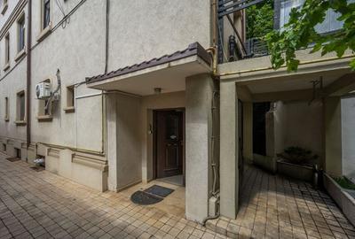 Vilă de vânzare în inima Cotroceniului / Investiție cu potențial Vilă de vânzare în inima Cotroceniului / Investiție cu potențial - 38