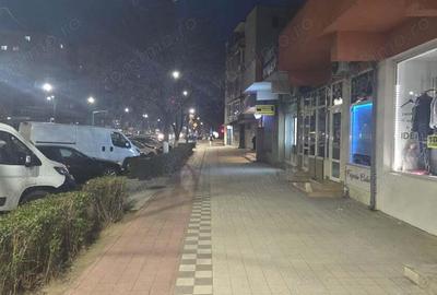 Inchiriez spatiu comercial in Deva, zona ultracentrala (Decebal, Exim Bank), suprafata utila 25 mp, - 1