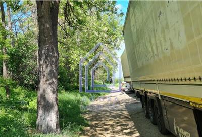 Suceava, Draguseni, teren cu casa batraneasca, langa troit - 3