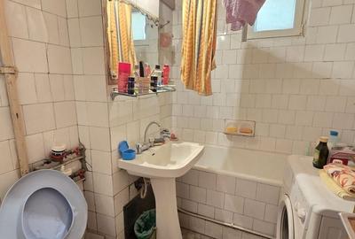 Apartament cu 3 camere semidecomandat în Vitan - 12